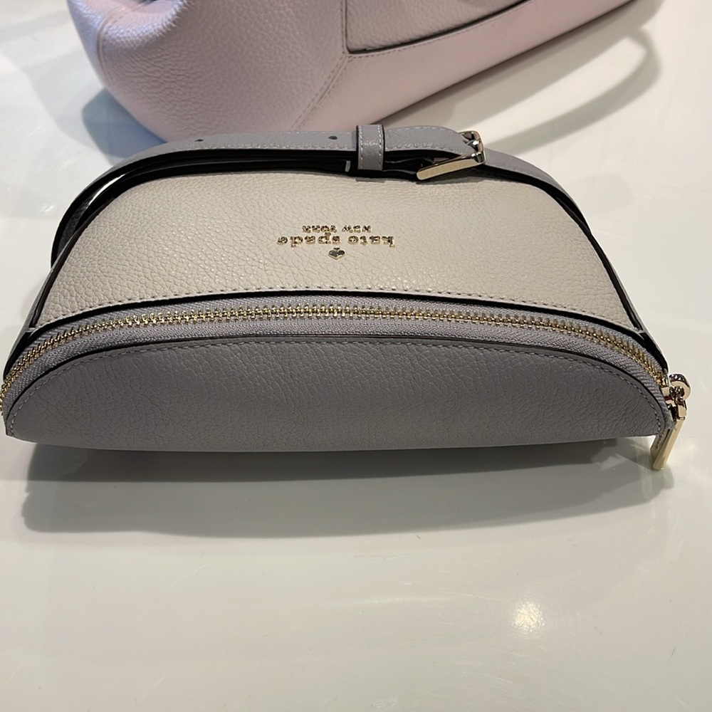 Kate Spade Lena Colorblock Belt Bag
Mountain Grey Multi
Waist Bag , Fanny Pack - Picture 7 of 16